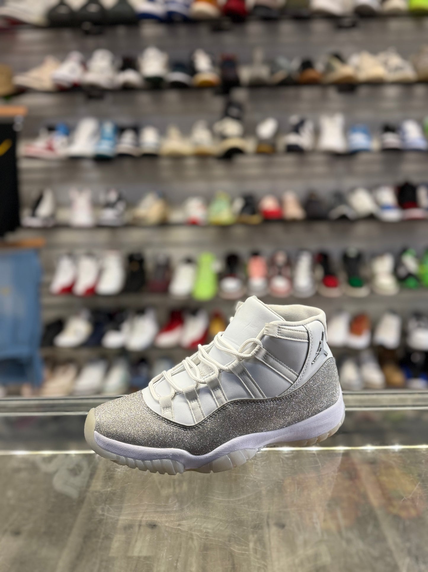 Air Jordan 11 White Metallic Silver