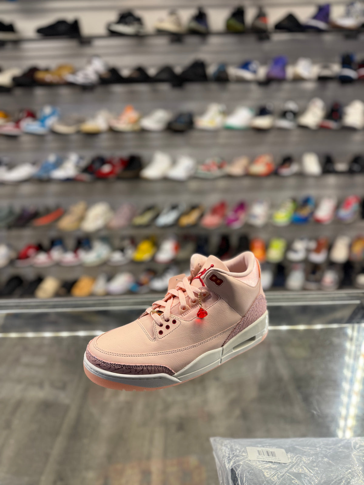 Air Jordan 3 Valentines Day