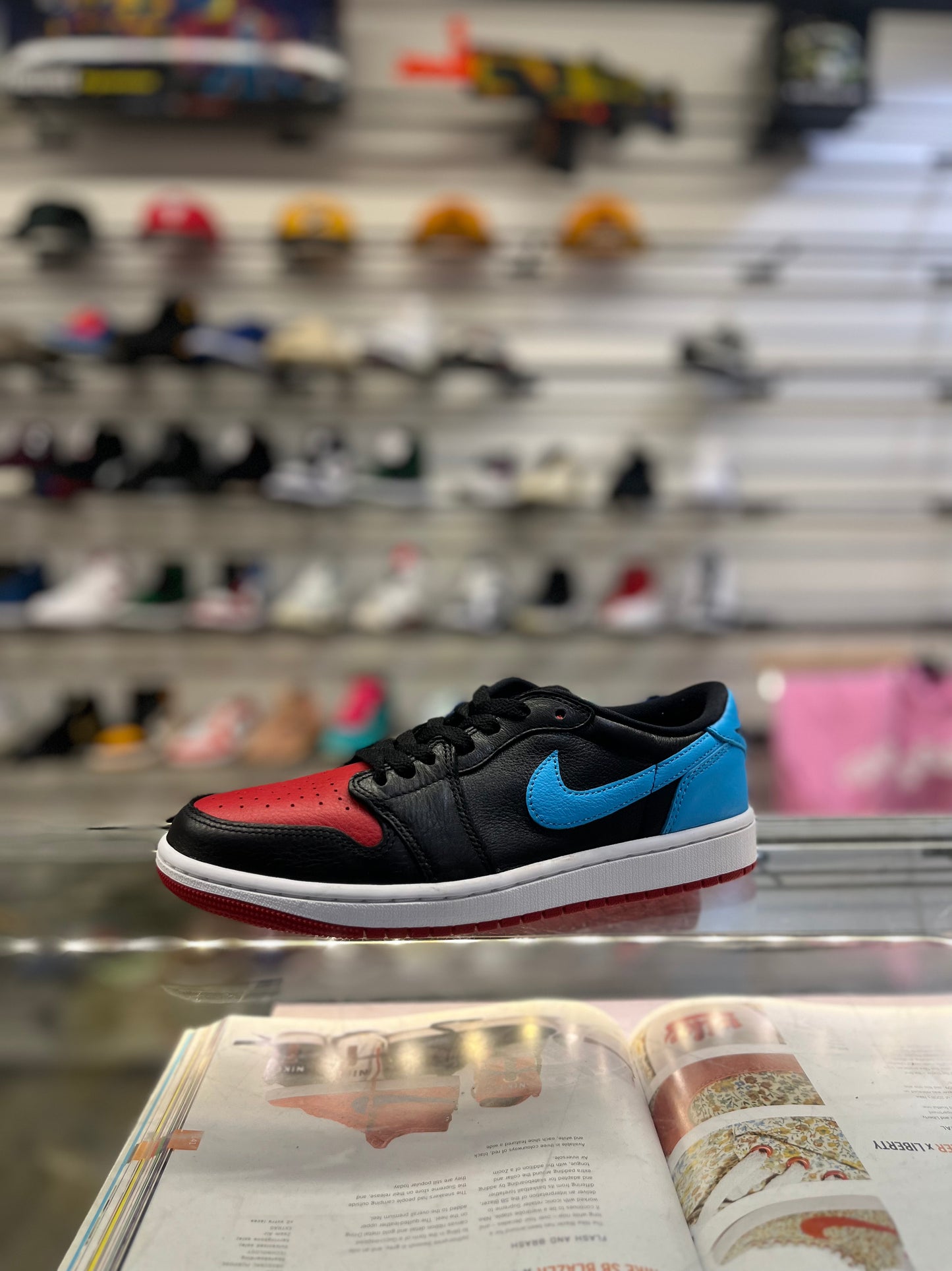 Air Jordan 1 Low NC To CHI