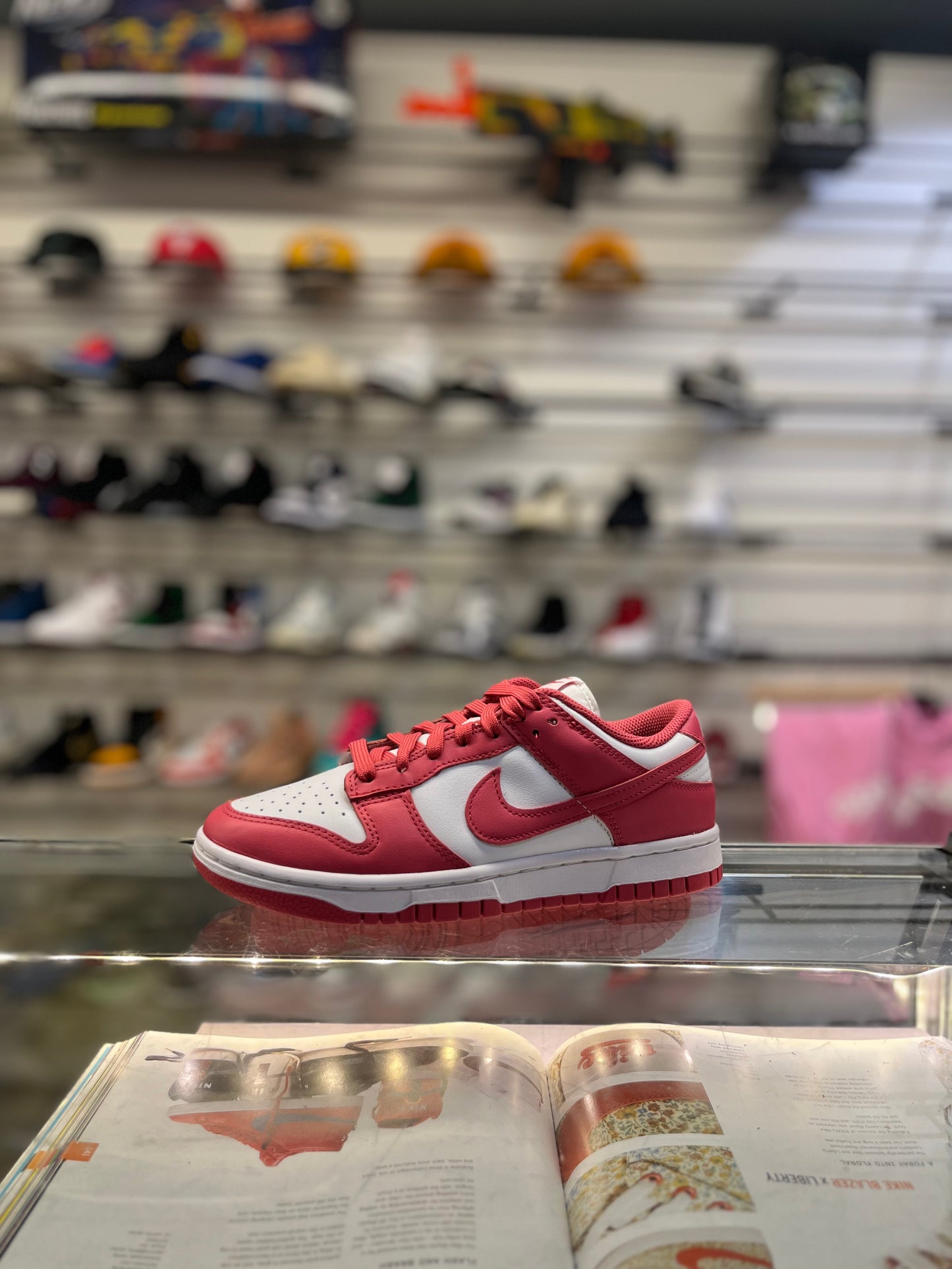 Nike Dunk Low Archeo Pink