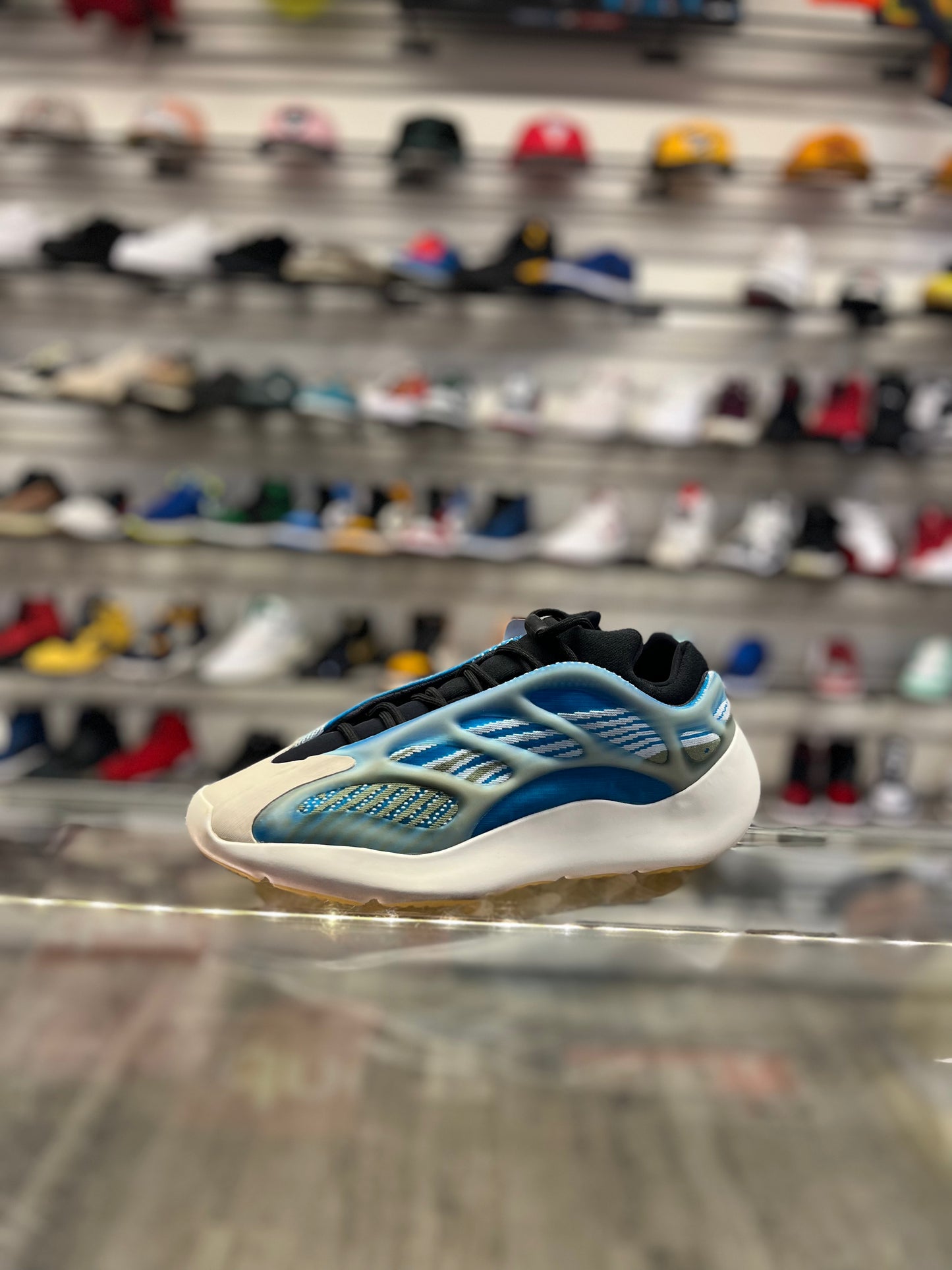 Adidas Yeezy 700 Arzareth