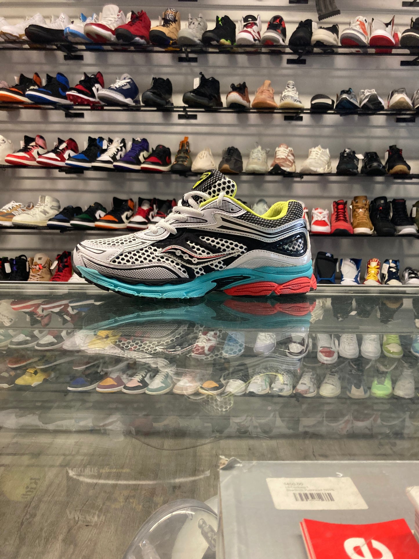 Saucony ProGrid Omni 9 Silver Mutant