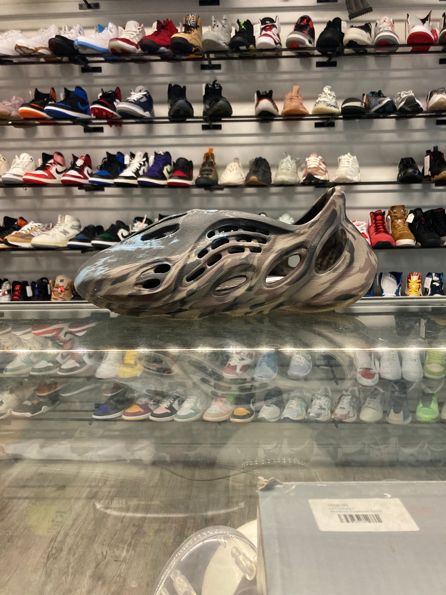 Adidas Yeezy Foam Runner MX Carbon