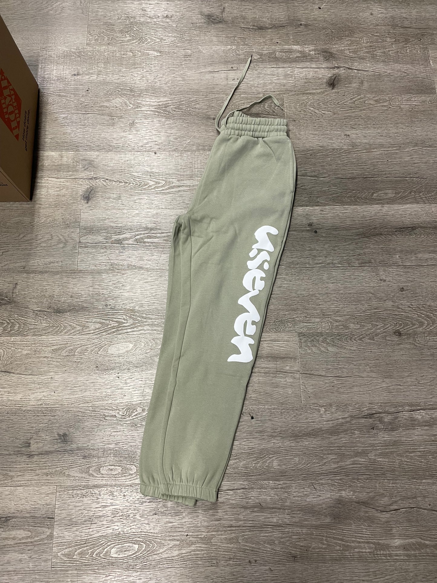 Useven Pistachio Sweatpant