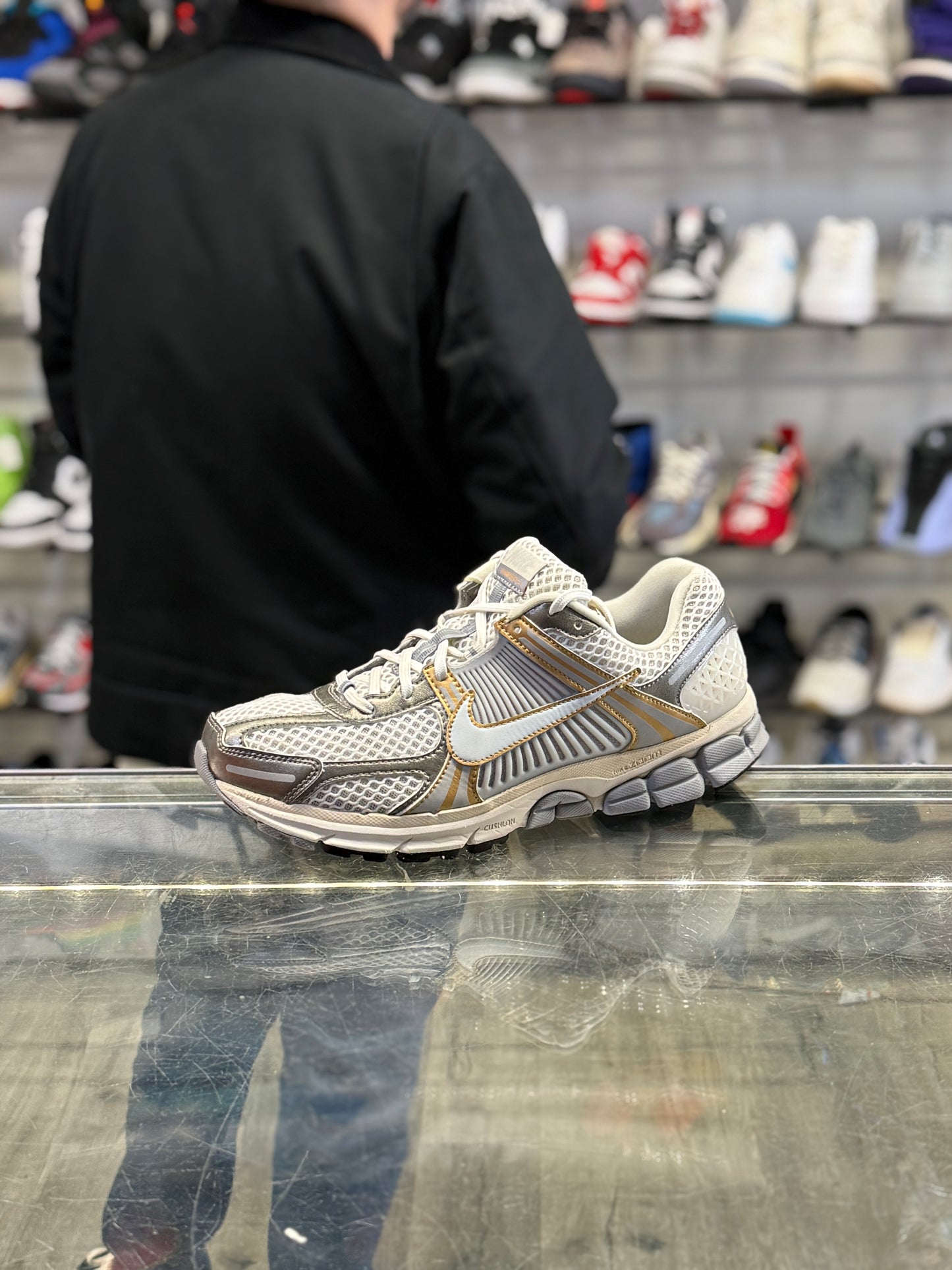 Nike Vomero 5 Platinum Tint Metallic Gold