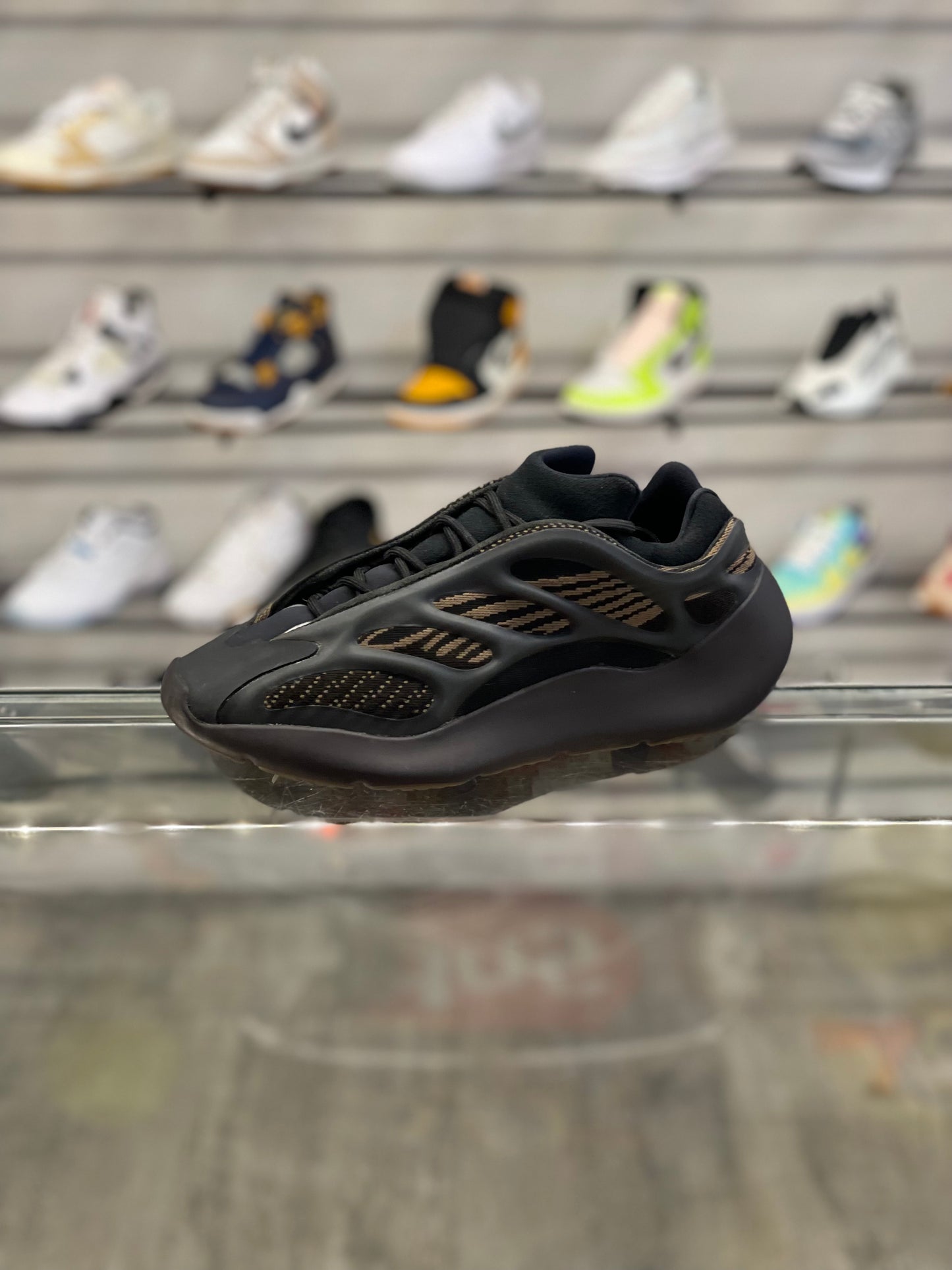 Adidas Yeezy 700 Clay Brown