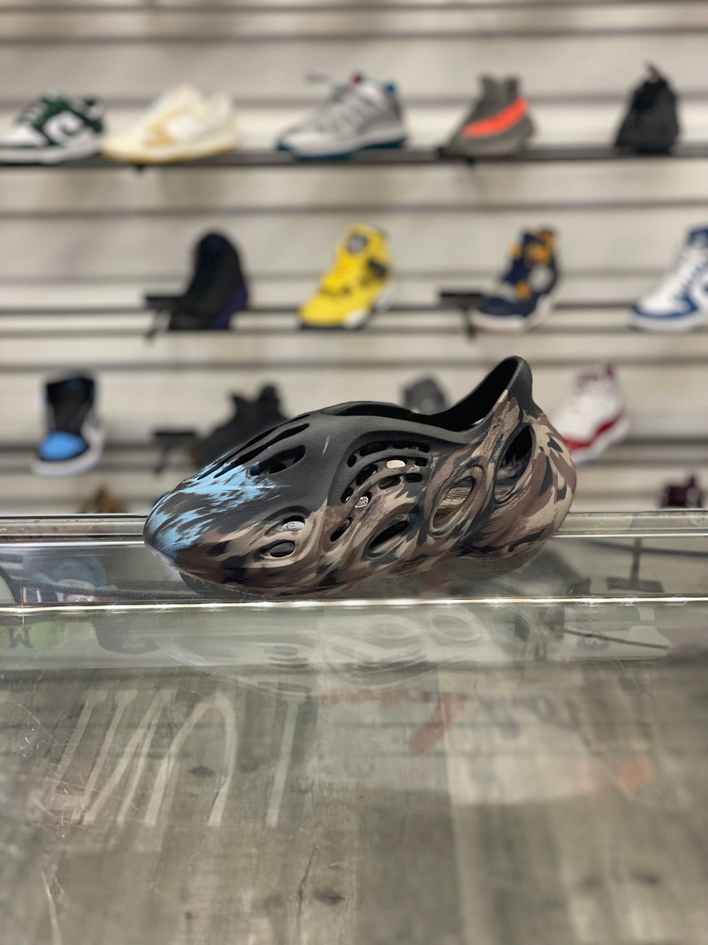 Adidas Yeezy Foam Runner MX Cinder
