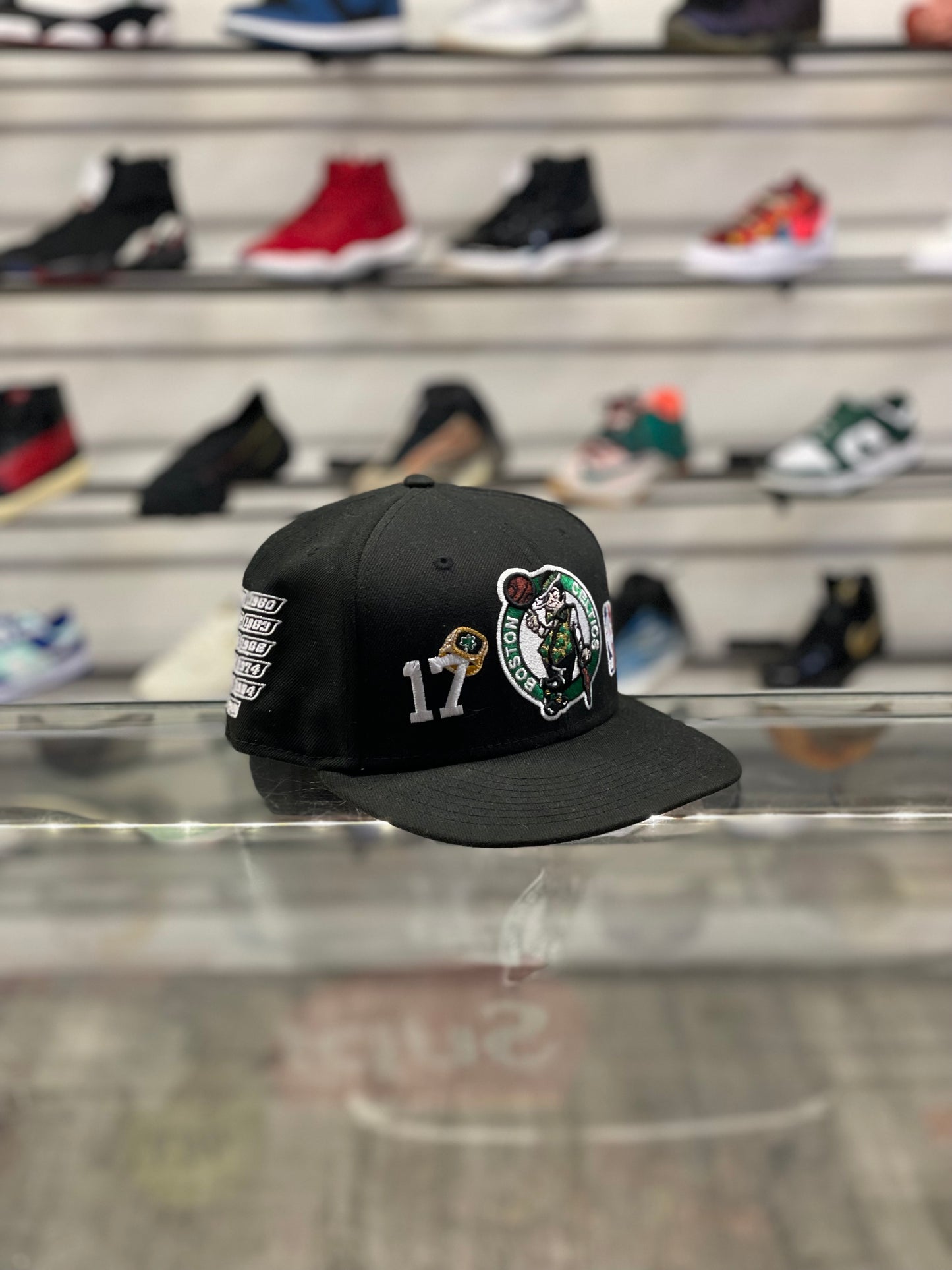 Celtics 17 Rings Fitted Black