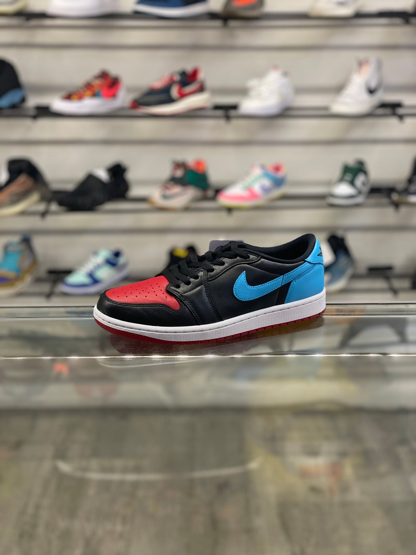 Air Jordan 1 Low NC Chi