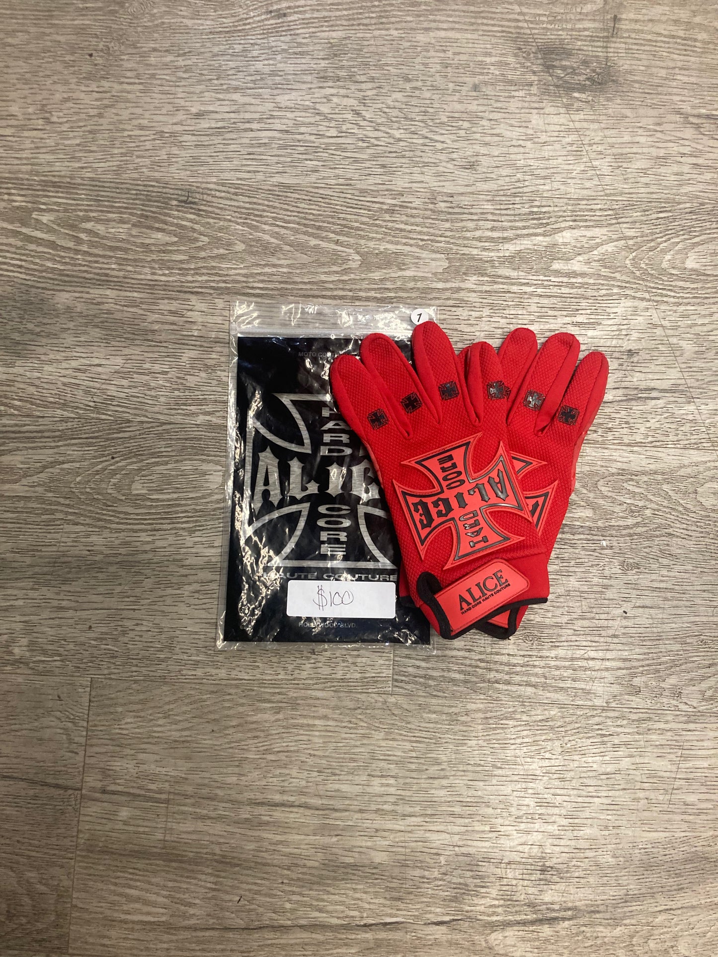 Alice Hollywood Gloves Red