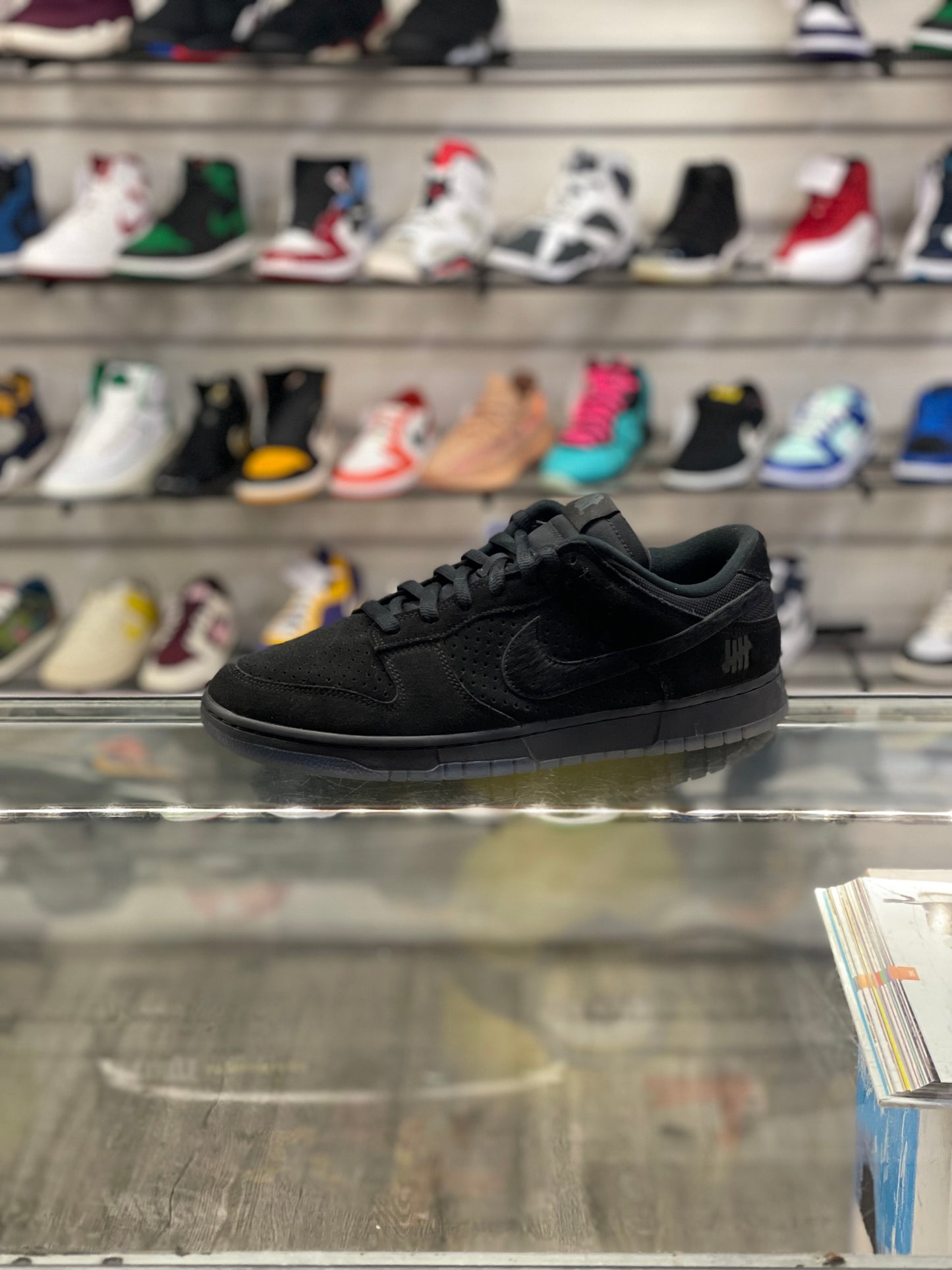 Nike Dunk Low Undefeated 5 On it