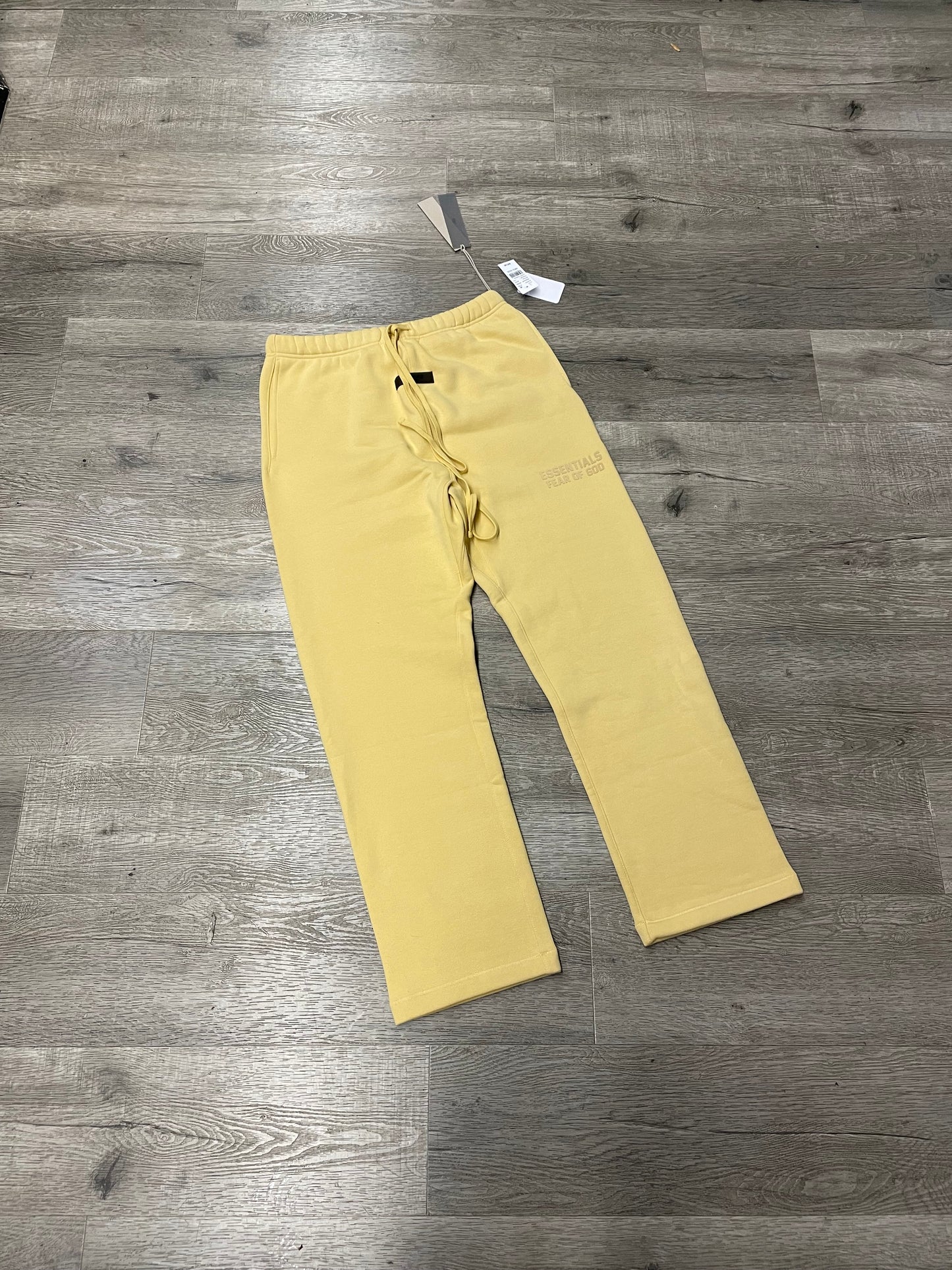 Fear of God Essentials Sweatpants Sulfur