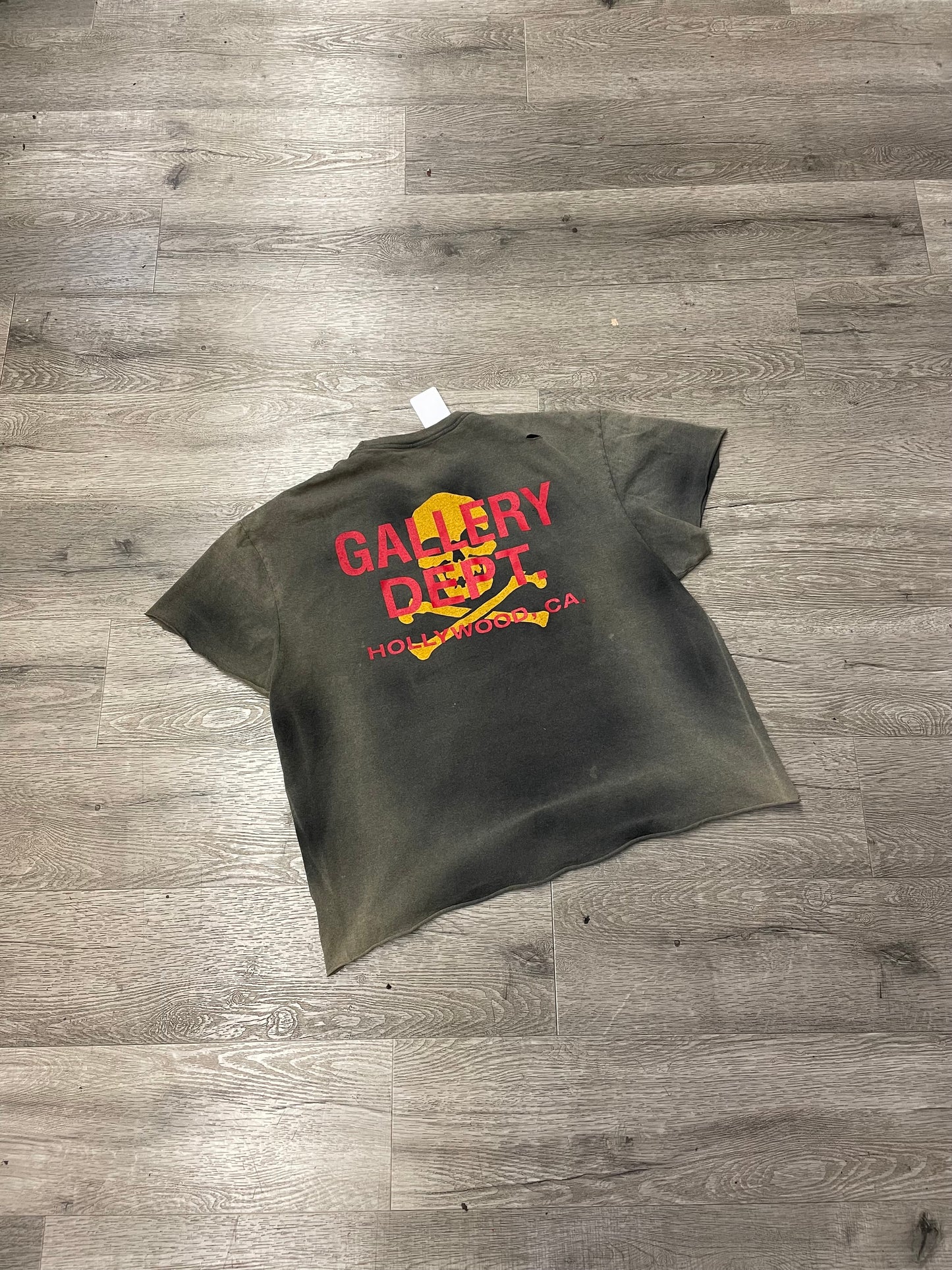 Gallery Dept Distressed Skull Tee