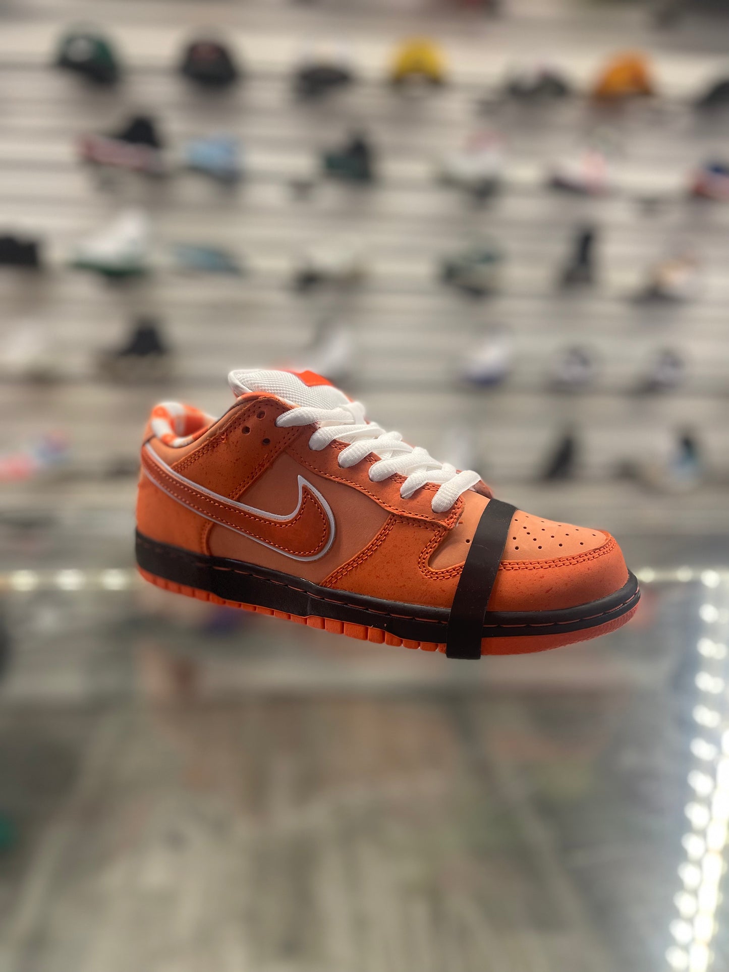 Concepts Nike SB Low Orange Lobster (Special Box)