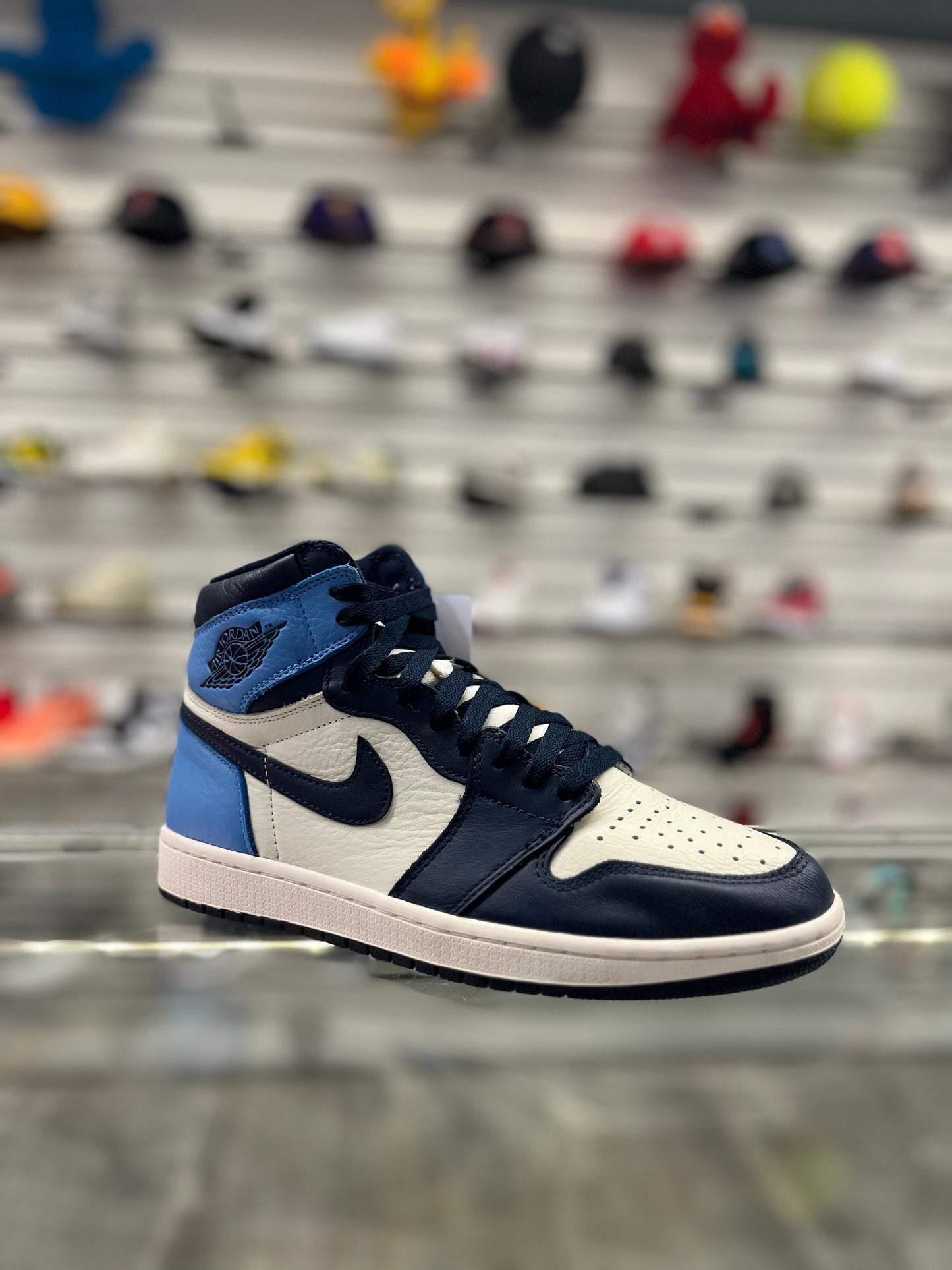 Air Jordan 1 Obsidian UNC