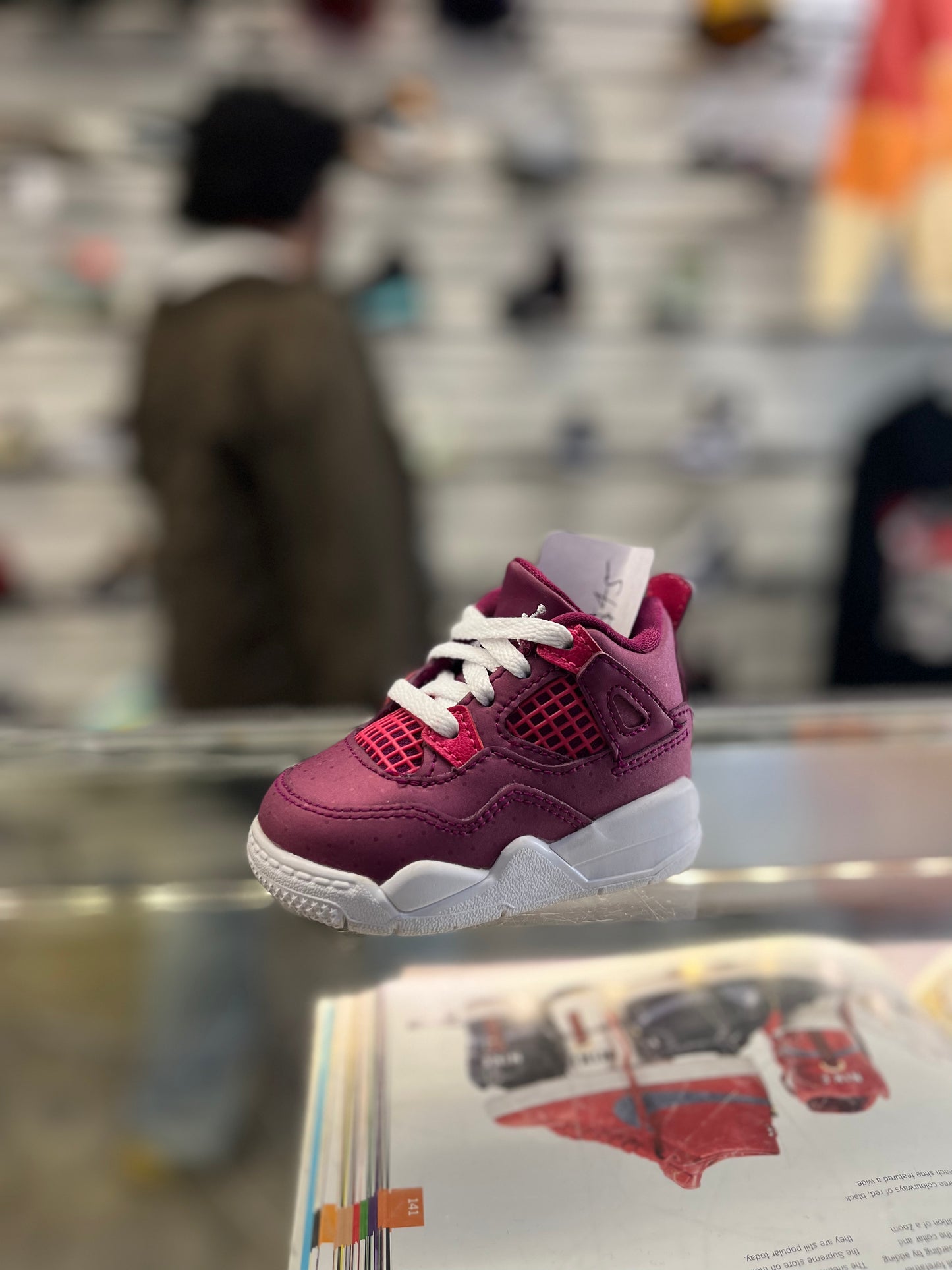 Air Jordan 4 Valentine's Day