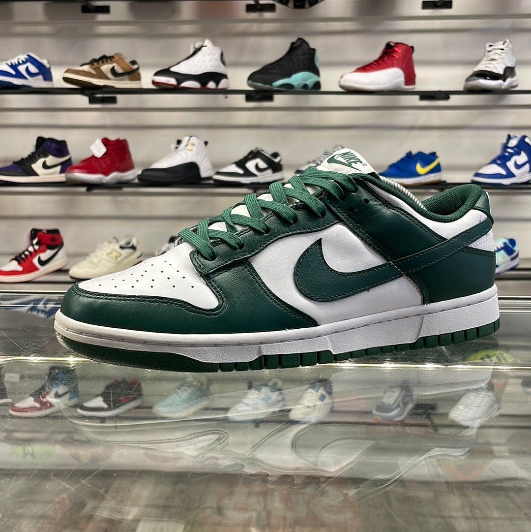 Nike Dunk Low Michigan