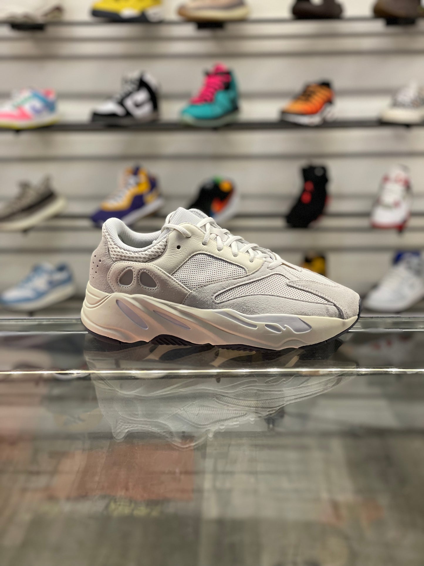 Adidas Yeezy 700 Analog