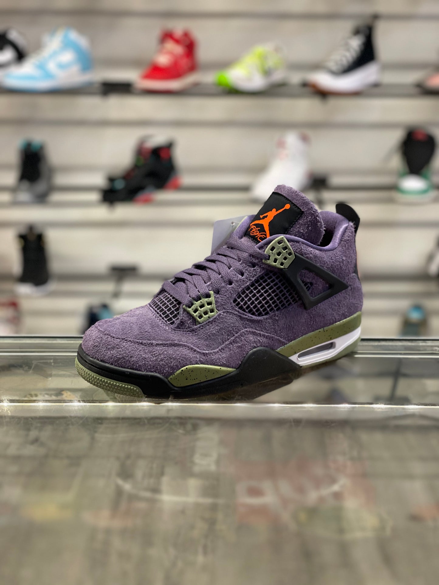 Air Jordan 4 Canyon Purple