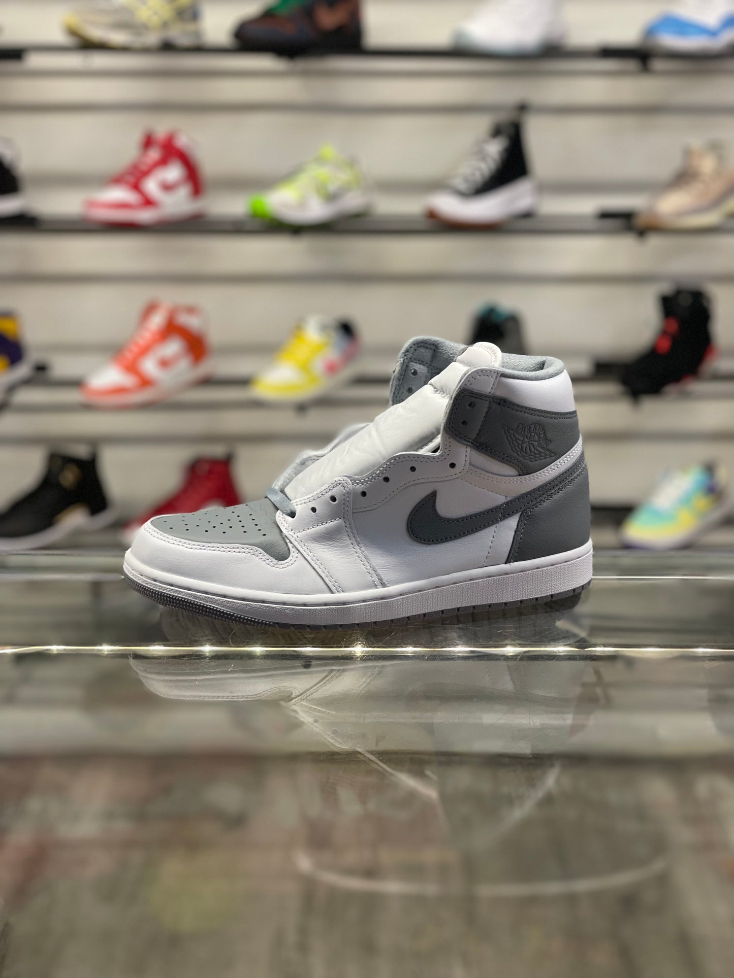Air Jordan 1 High Stealth