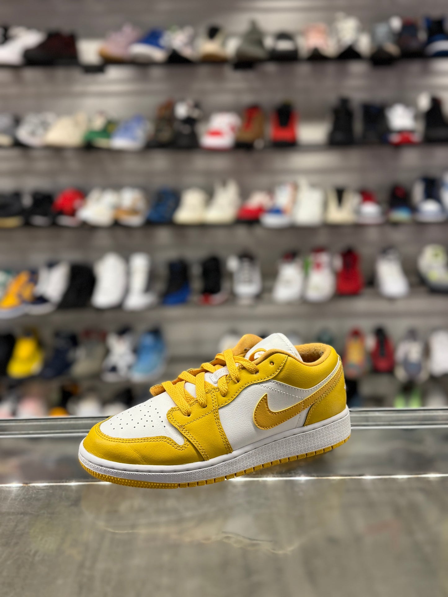 Air Jordan 1 Low White Pollen