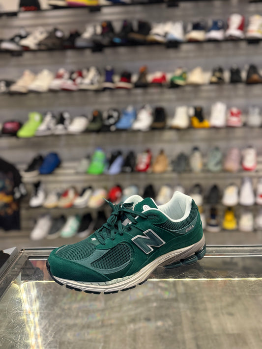 New Balance 2002R Spruce Green