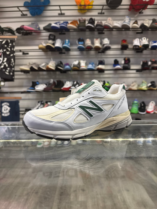 New Balance 990v4 Miuse White Green