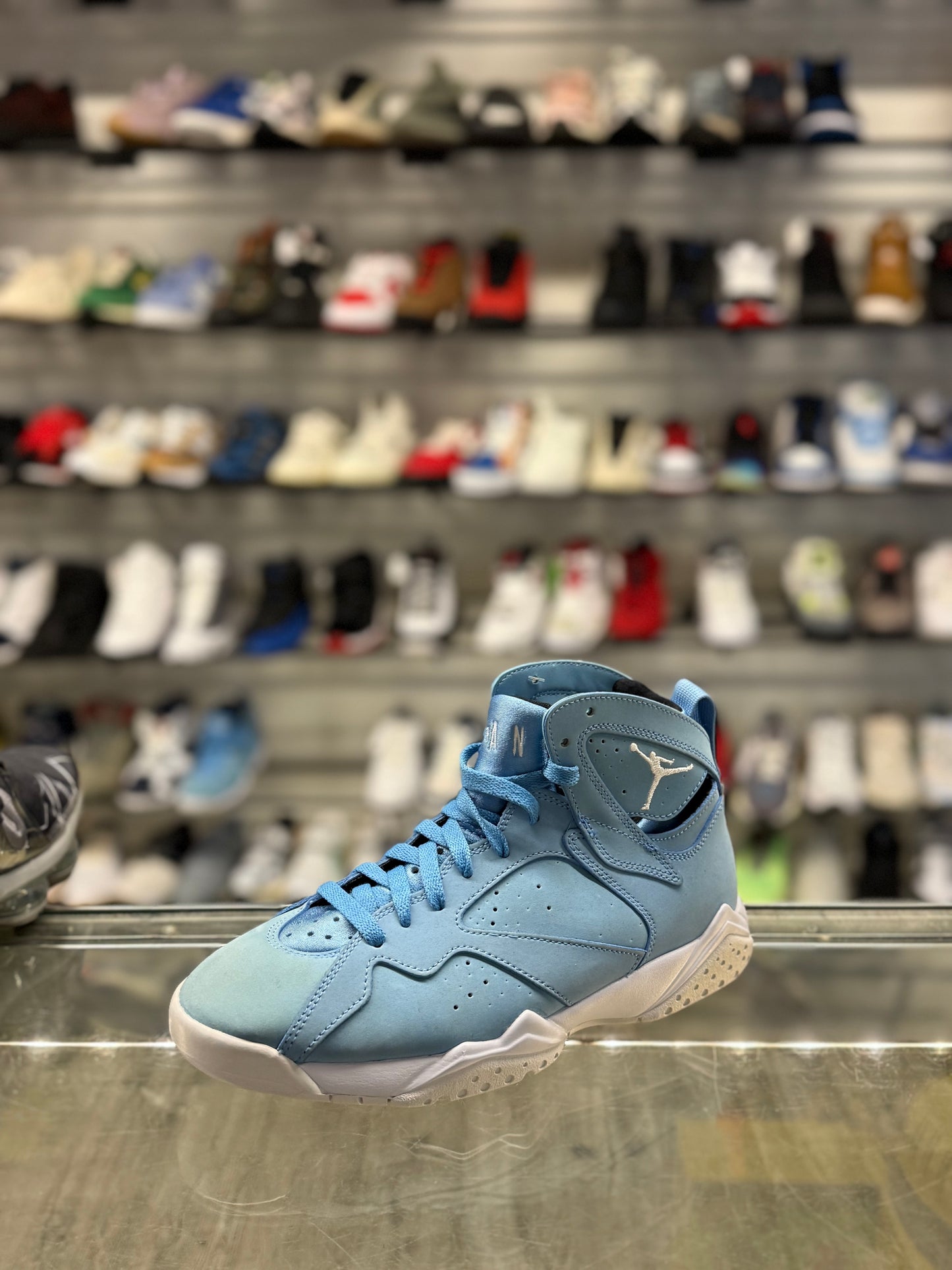 Air Jordan 7 Pantone