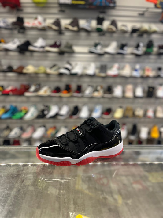 Air Jordan 11 Low Bred 2025