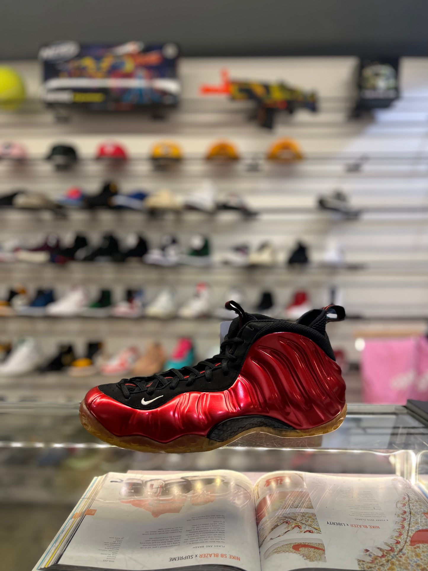 Nike Foamposite One Metallic Red