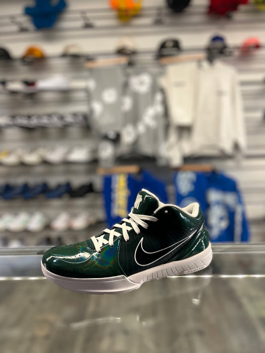 Nike Kobe IV Protro Undefeated Bucks