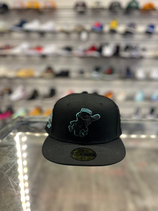 Reds Mint Fitted