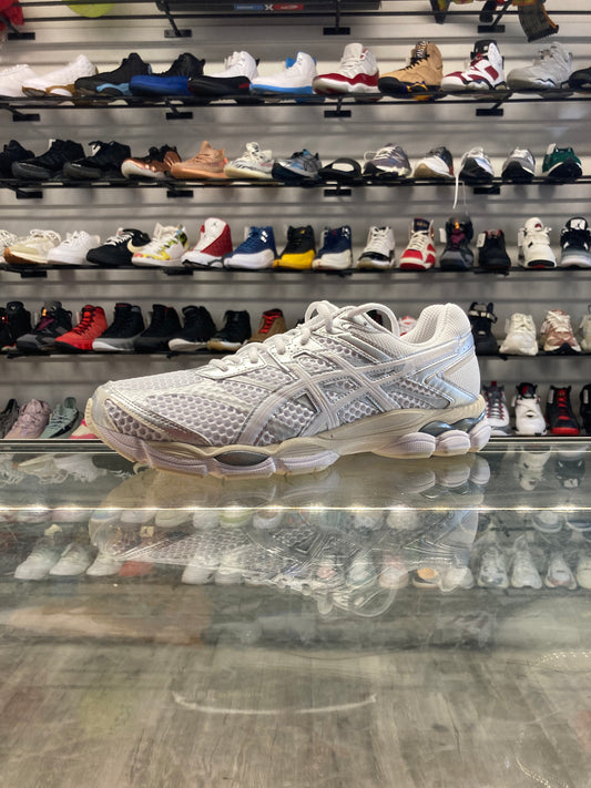 Asics Gel-Cumulos 16 White