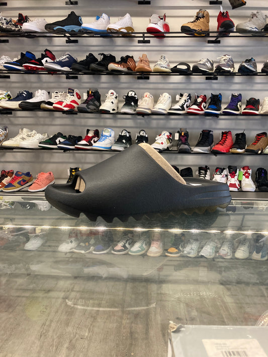 Yeezy Slide Black