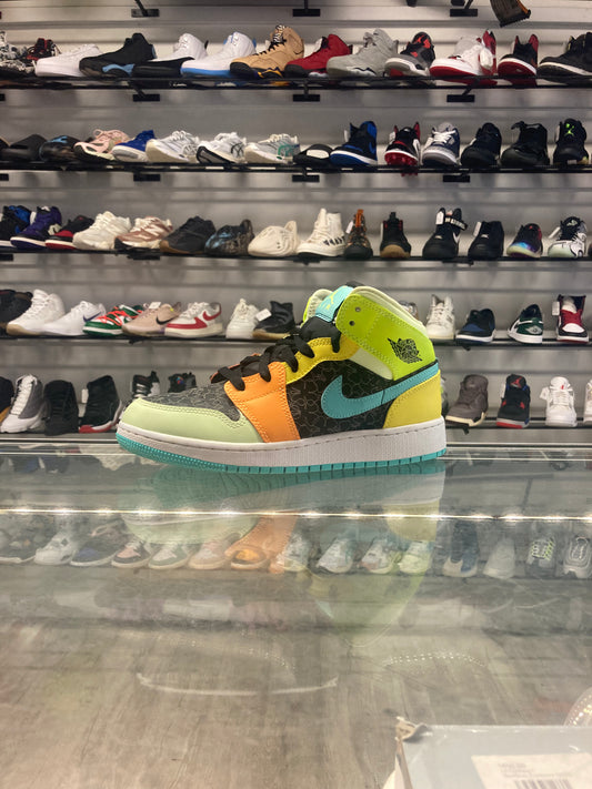 Air Jordan 1 Mid Aurora Green GS