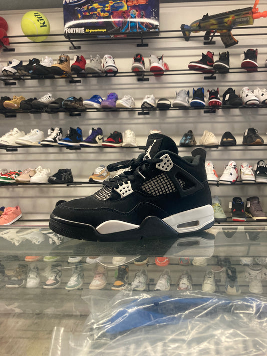 Air Jordan 4 White Thunder
