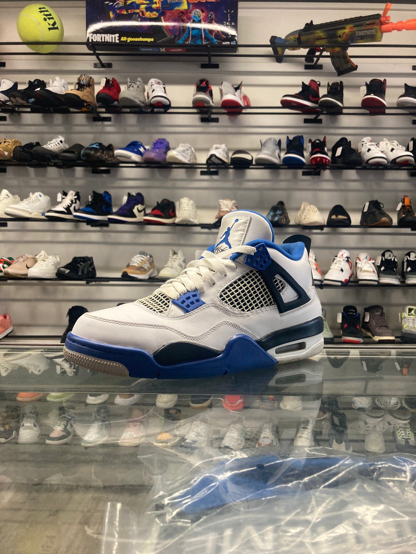 Air Jordan 4 MotorSport