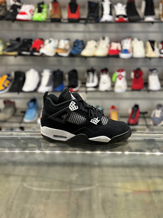 Air Jordan 4 White Thunder