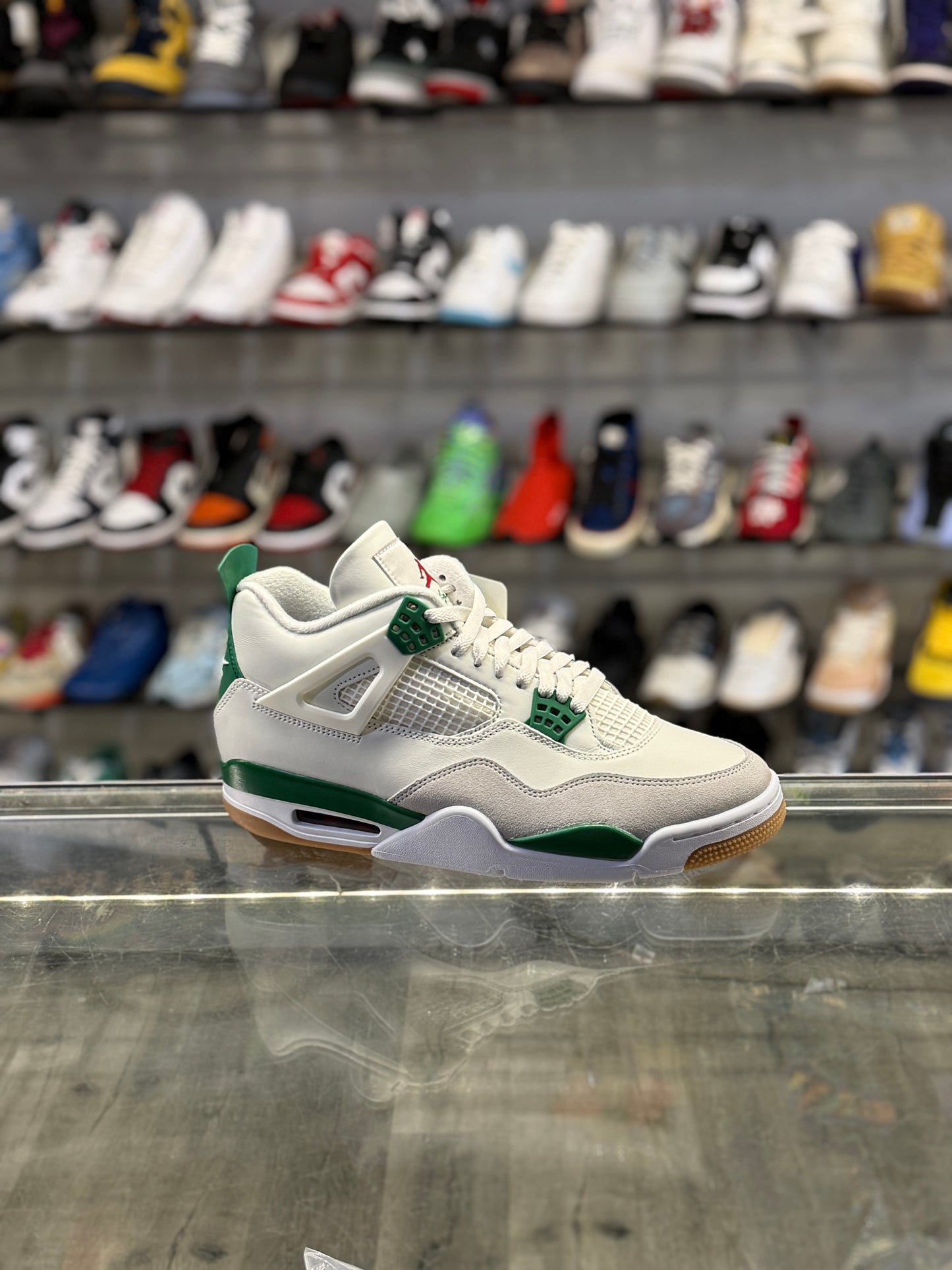 Air Jordan 4 SB Pine Green