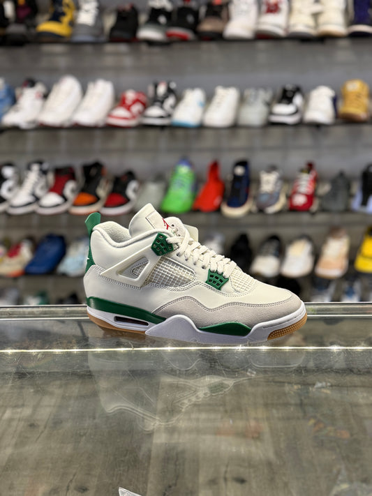 Air Jordan 4 SB Pine Green