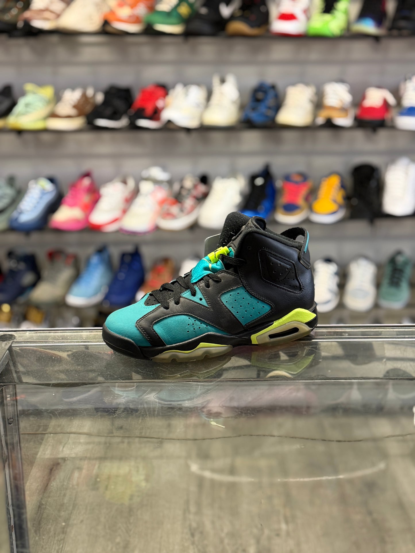 Air Jordan 6 Turquoise Neon