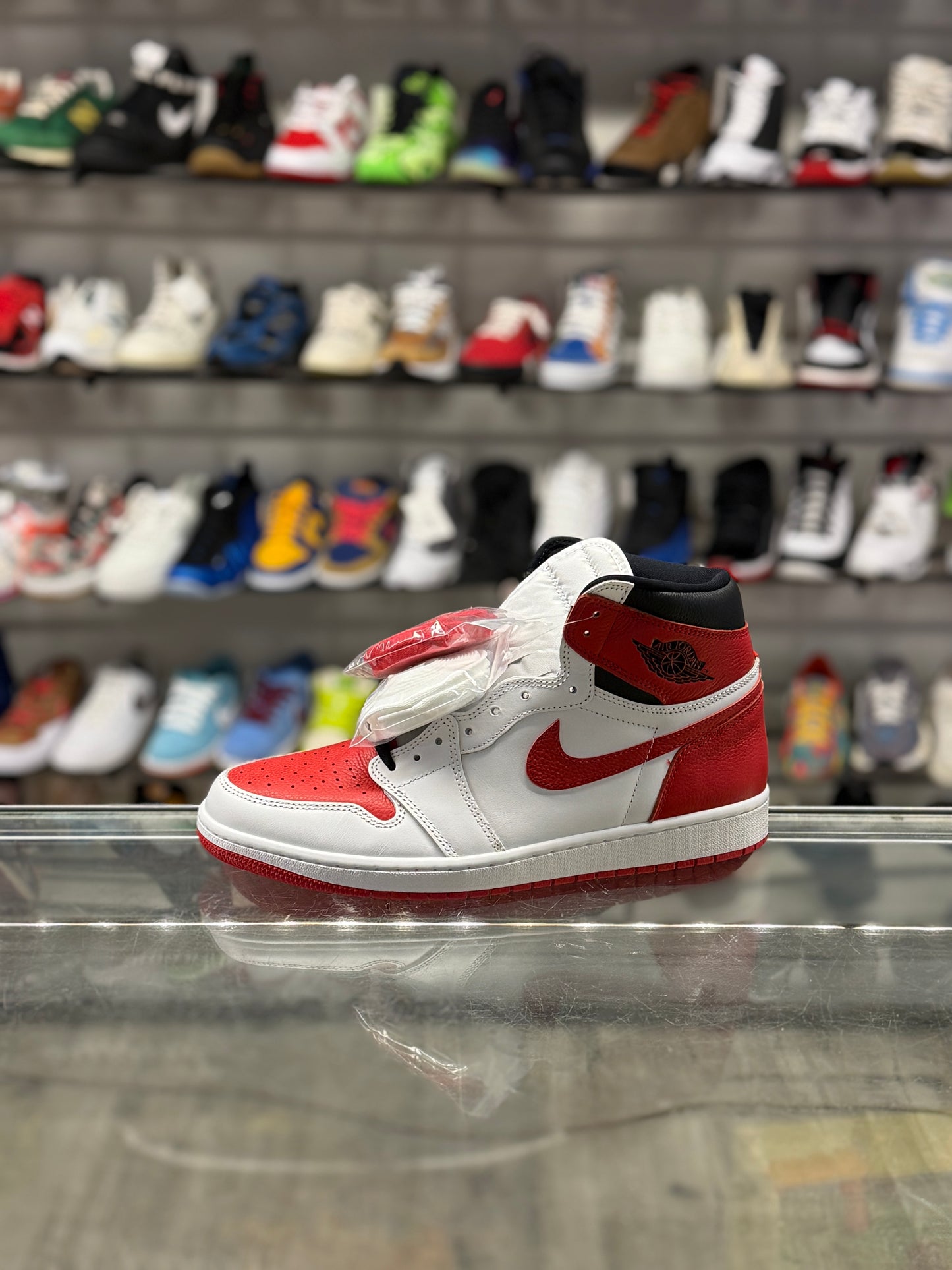 Air Jordan 1 Heritage