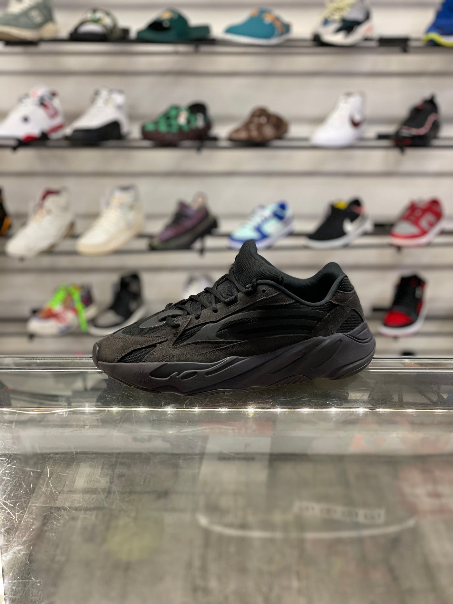 Adidas Yeezy 700 Vanta