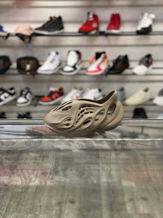Adidas Yeezy Foam Runner Stone Taupe