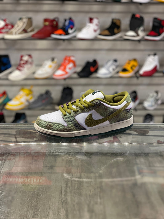Nike SB Low Chameleon