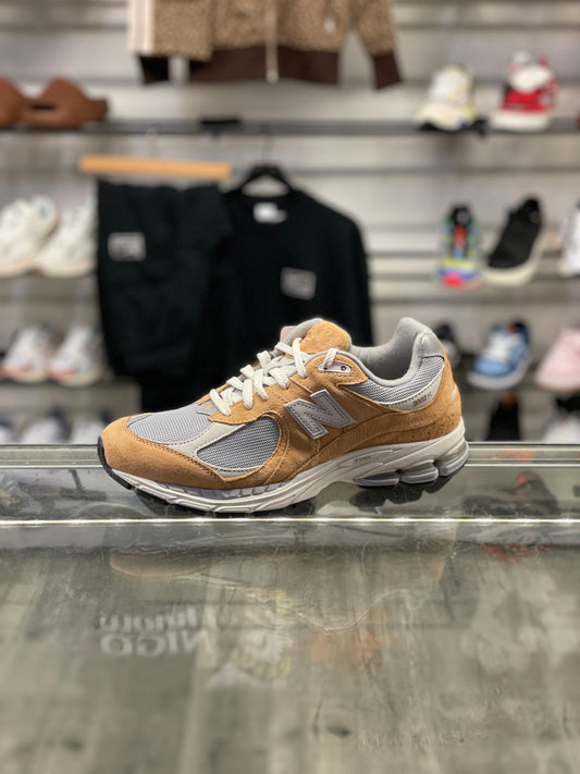 New Balance 2002R Tan/Grey
