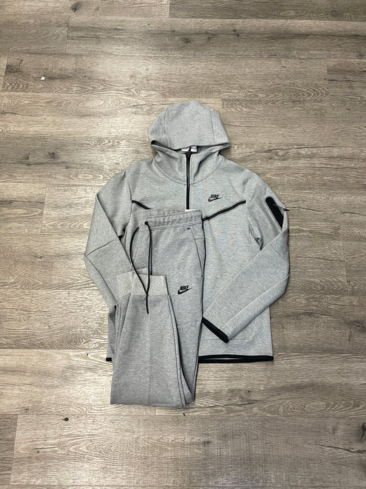 Nike Tech Hood Grey