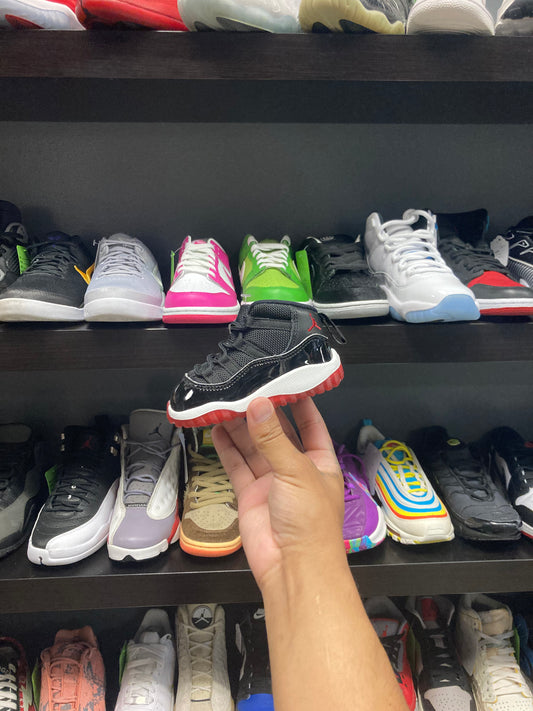 Air Jordan 11 Bred (TD)