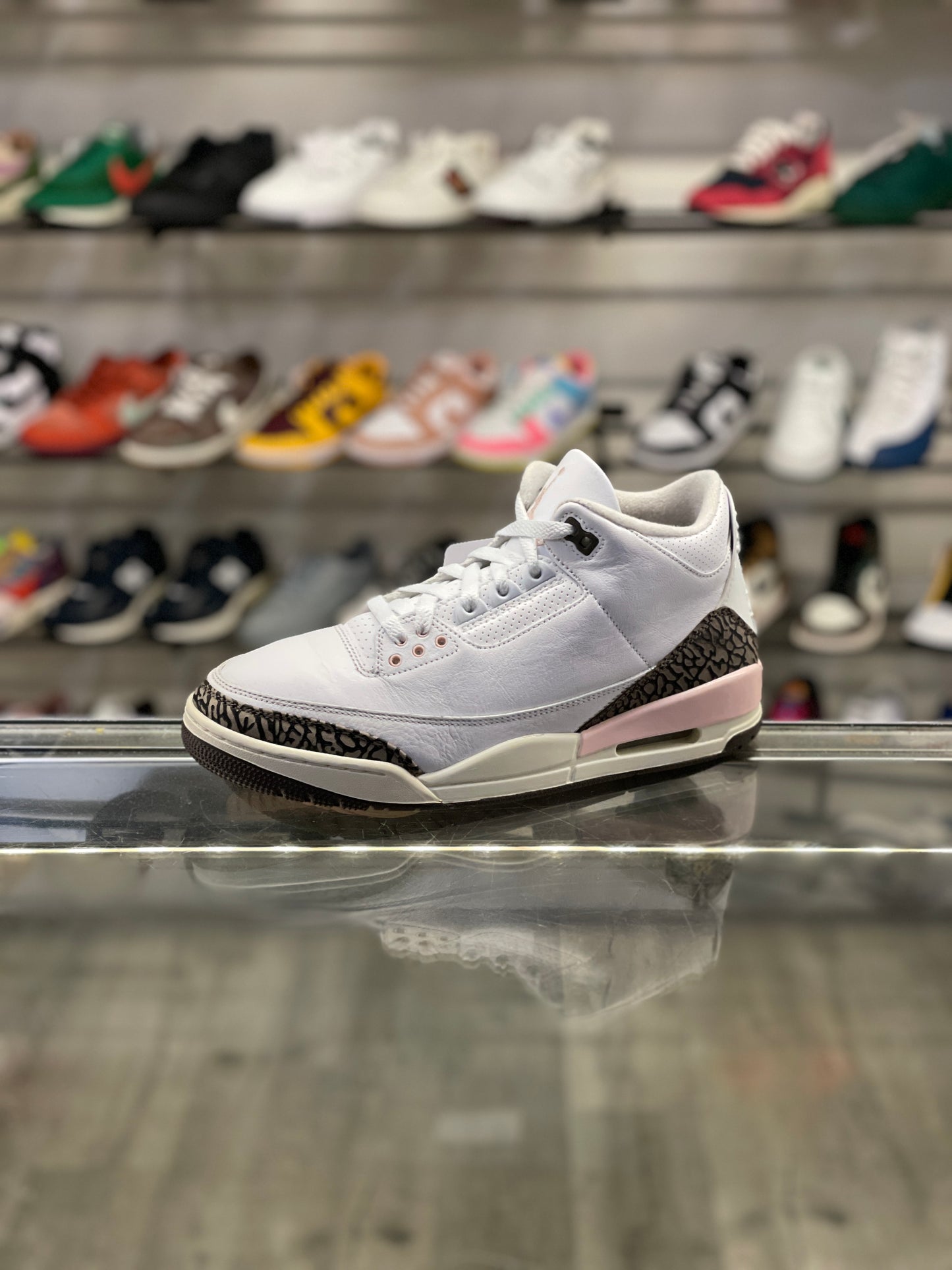 Air Jordan 3 Neapolitan