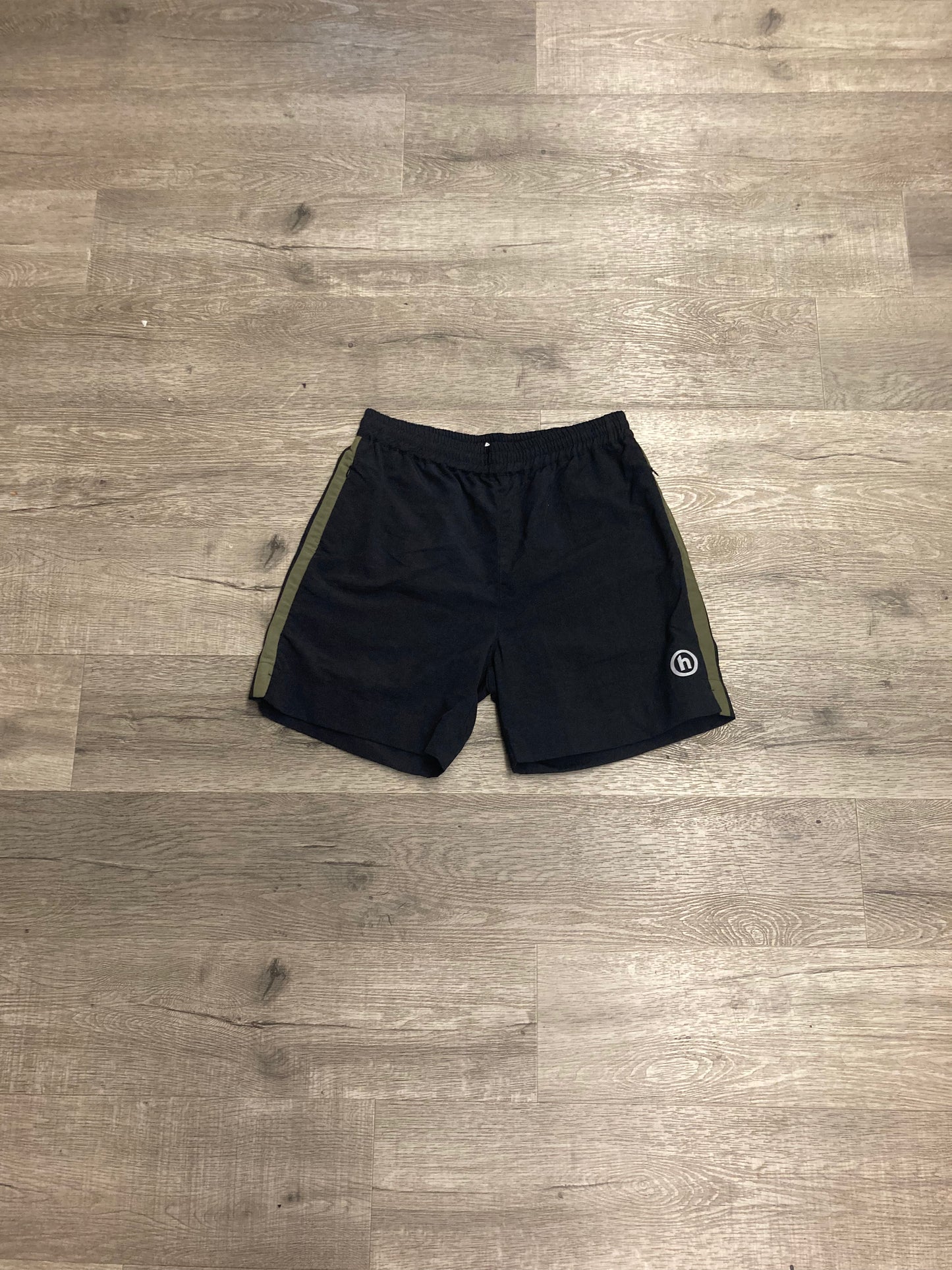 Hidden Short Black